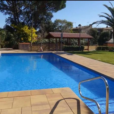 Apt con piscina en Calella de Palafrugell, parking gratuito Esterno foto