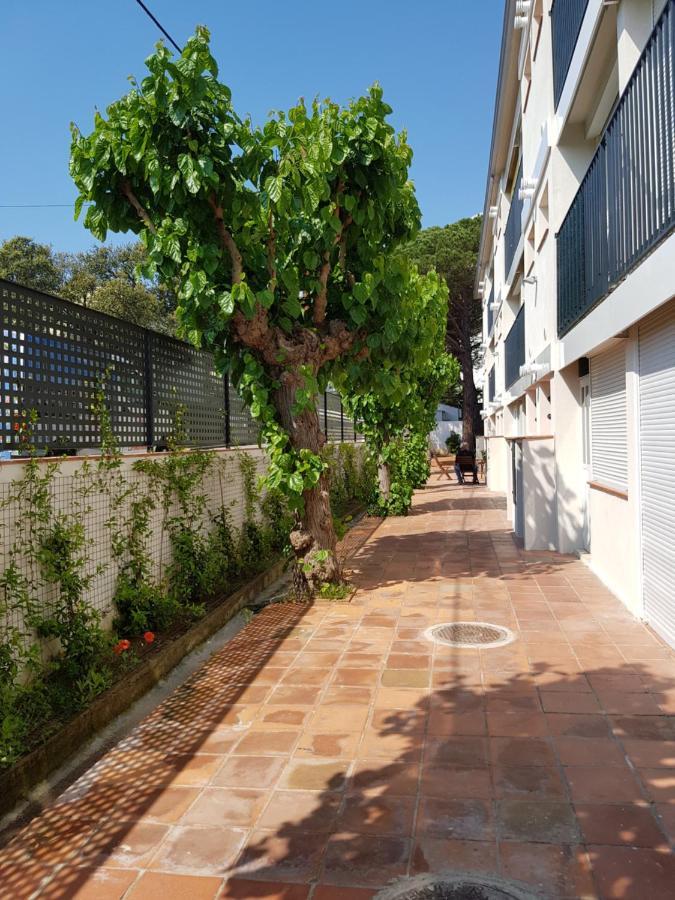 Apt con piscina en Calella de Palafrugell, parking gratuito Esterno foto